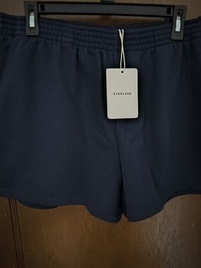 Everlane Women’s Navy Lounge Shorts